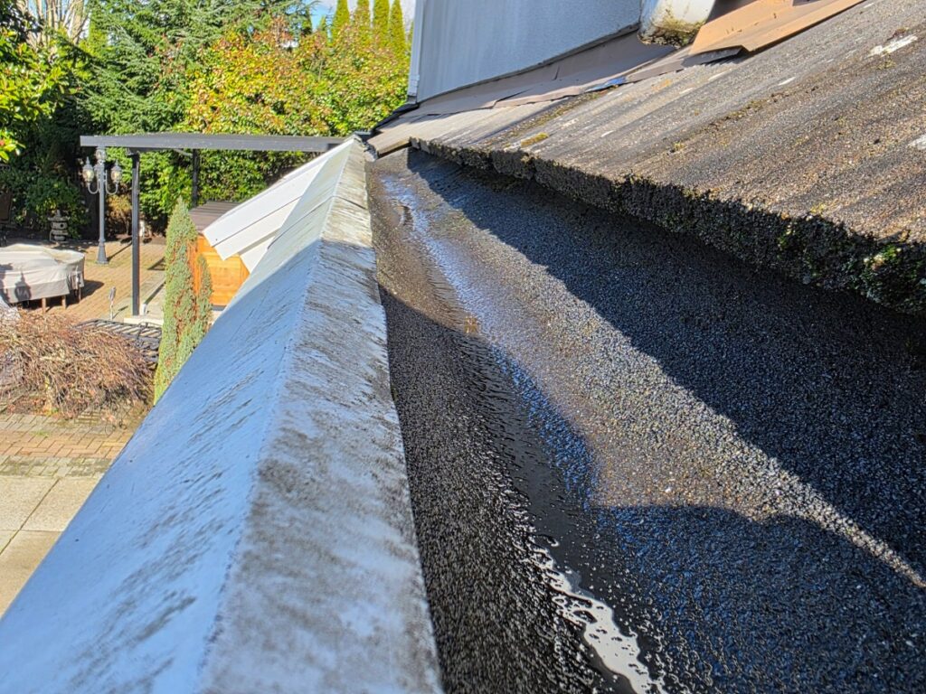 Clean gutter with no debris after professional gutter cleaning in Richmond, BC.